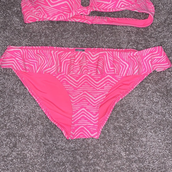 Aerie Pink Bikini - Picture 3 of 7